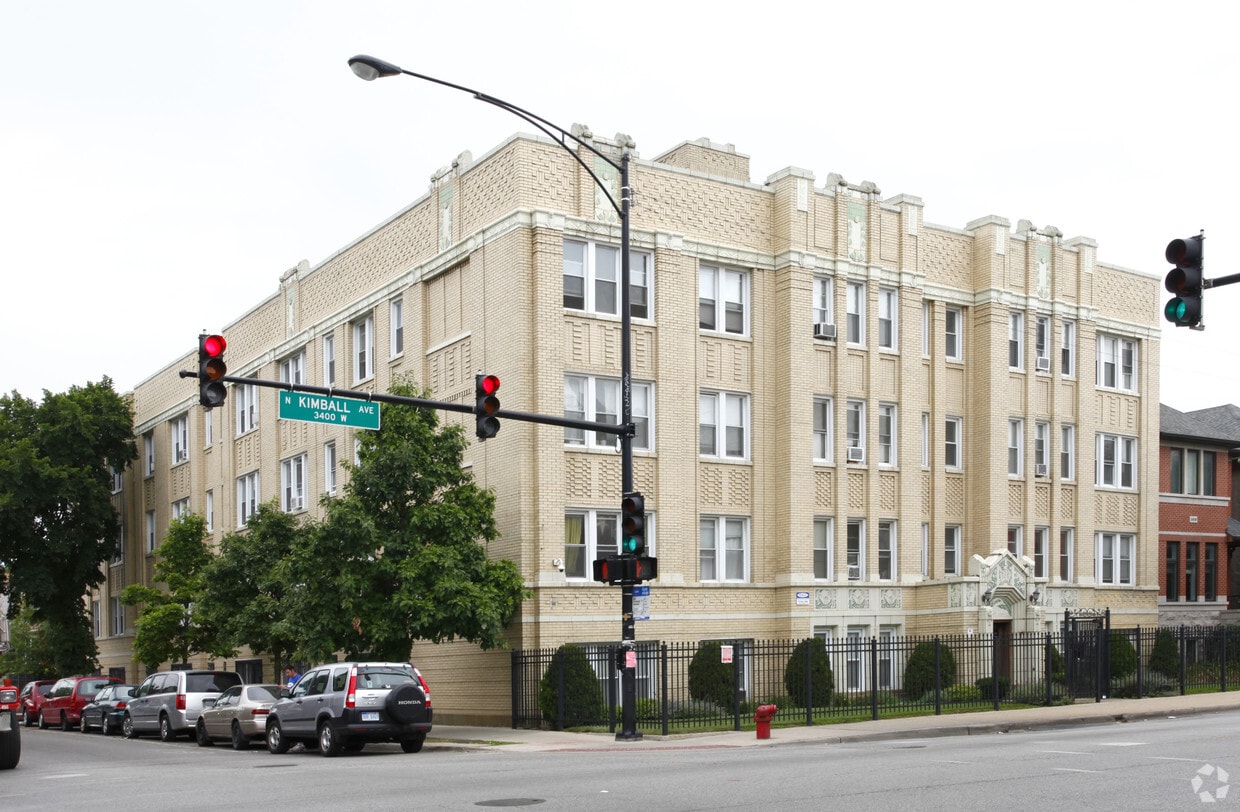Primary Photo - 2600 N Kimball Ave