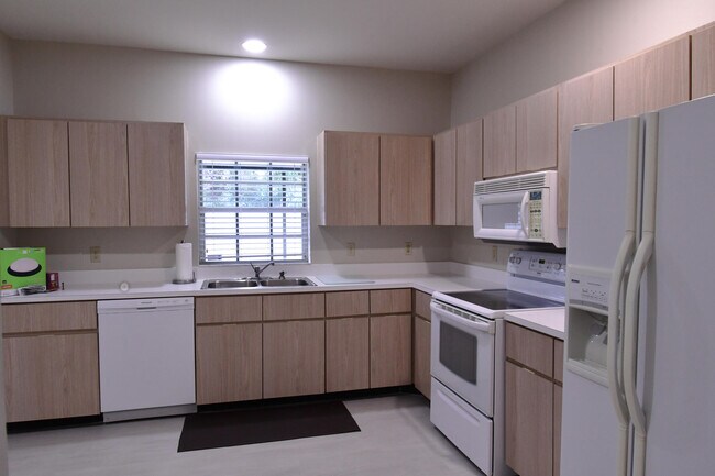 Foto del edificio - 118 Sims Creek Ct