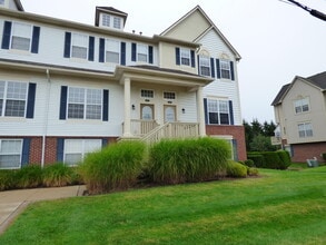 Building Photo - 1547 Cass Lake Rd