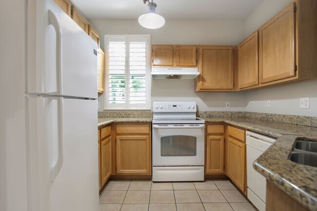 Foto del edificio - Calypso Cay Resort-Style Living  | Spacious 2-Bedroom Condo