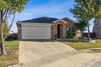 Building Photo - 15944 Avenel Way