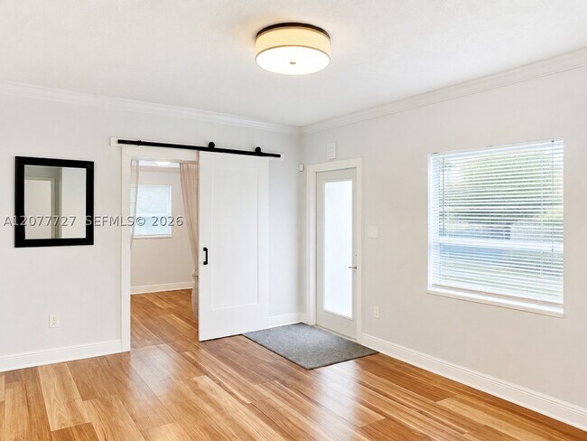 Building Photo - 6566 SW 52nd St
