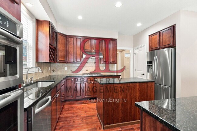 Foto del edificio - 5036 Blackstone Edge Dr
