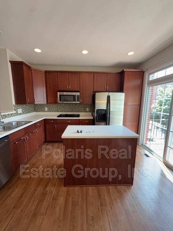 Foto del edificio - 121 11th St NW