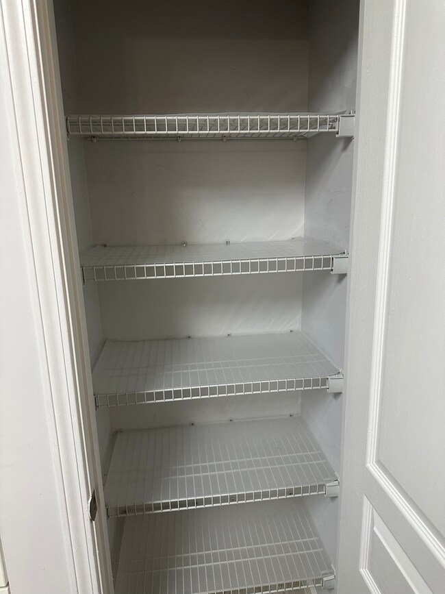 Building Photo - 2020 5th Ave S