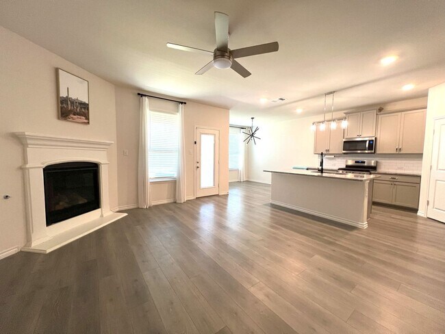 Foto del edificio - Beautifully Maintained Home in Silverado