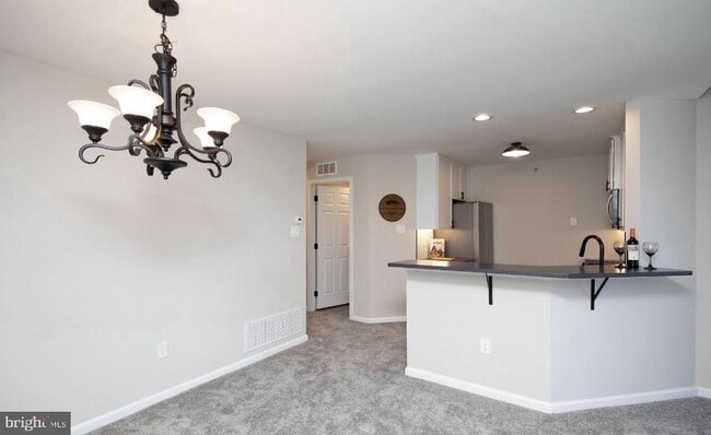 Building Photo - 406 Dresher Woods Dr