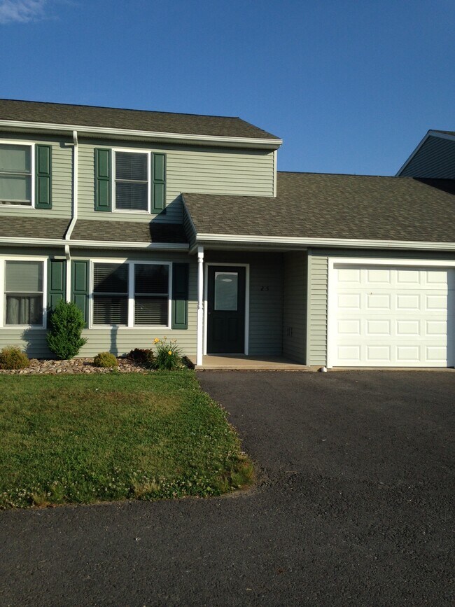 Building Photo - 110 Myotis Dr