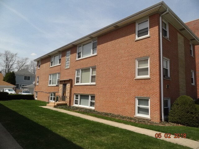 Foto principal - 6636 N Harlem Ave