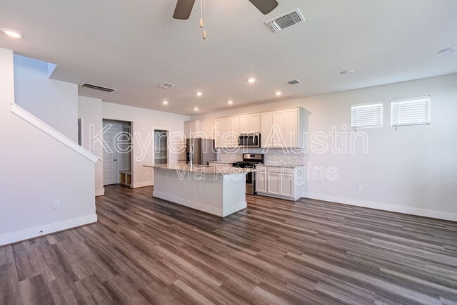 Building Photo - 7501 Chesapeake Rail Ln