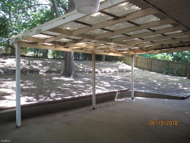 Building Photo - 3 br, 2 bath House - 2922 McDonald Rd