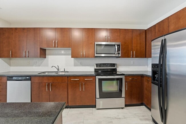 Photo - 300 S Australian Ave Apartment