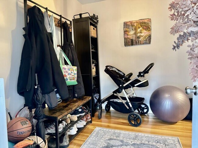 Foto del edificio - 2 bedroom in Medford MA 02155