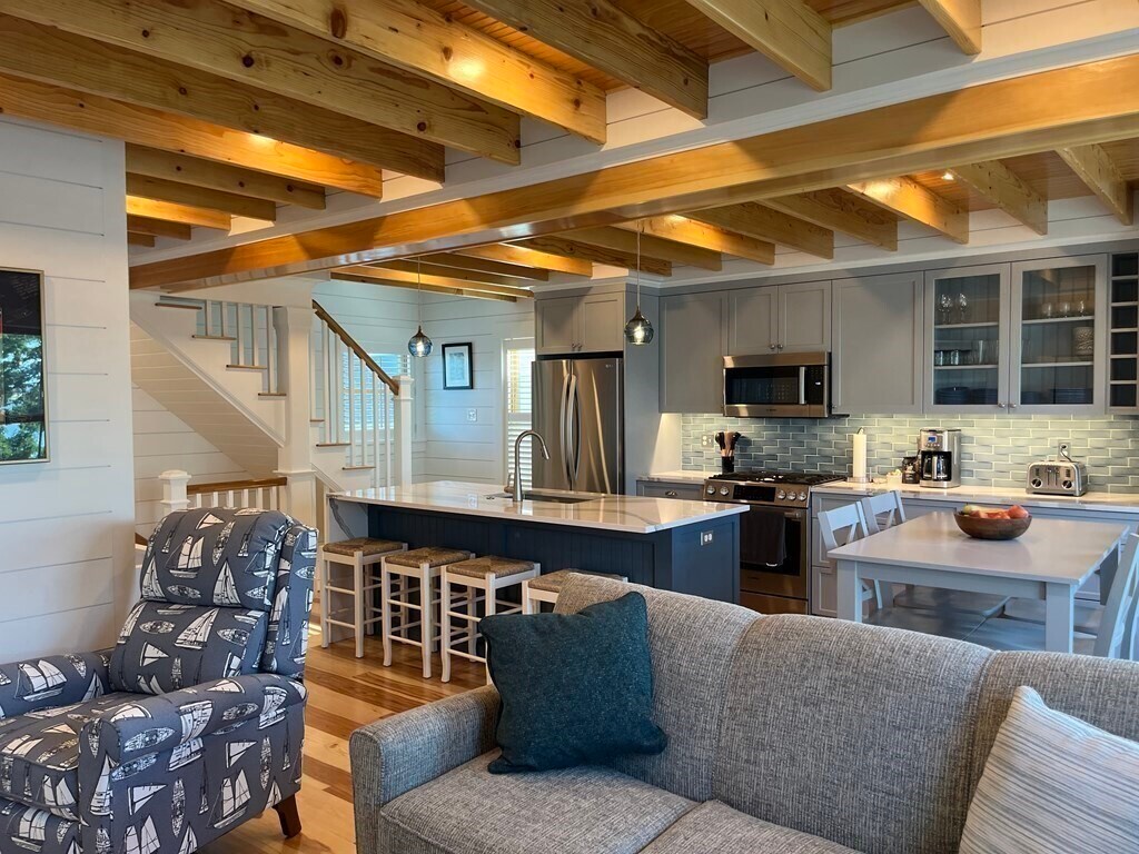 154 Cadish Ave, Hull, MA 02045 House Rental in Hull, MA