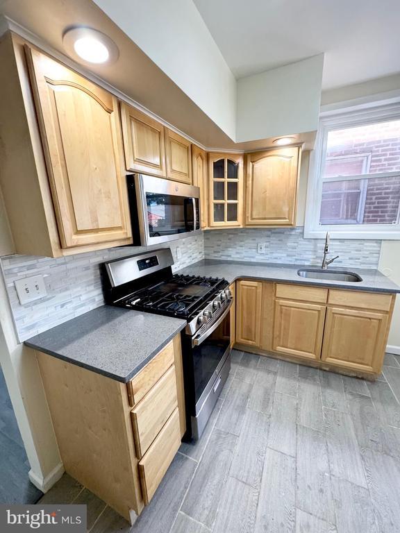 Building Photo - 5363 Westford Rd