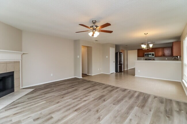 Foto del edificio - 8128 Twin Oaks Trail