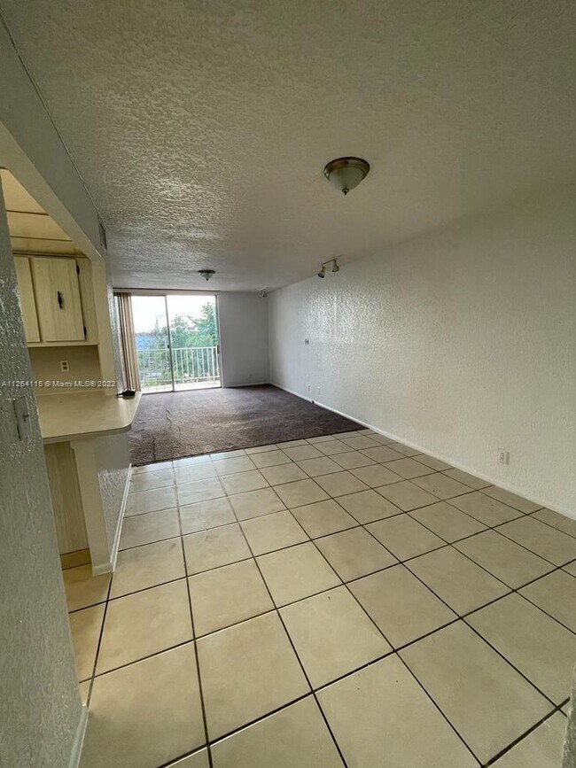 2029 NW 46th Ave Unit E509, Lauderhill, FL 33313 Condo for Rent in