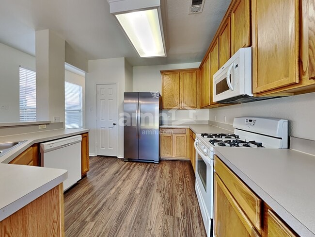 Building Photo - 5400 Redwater Ct