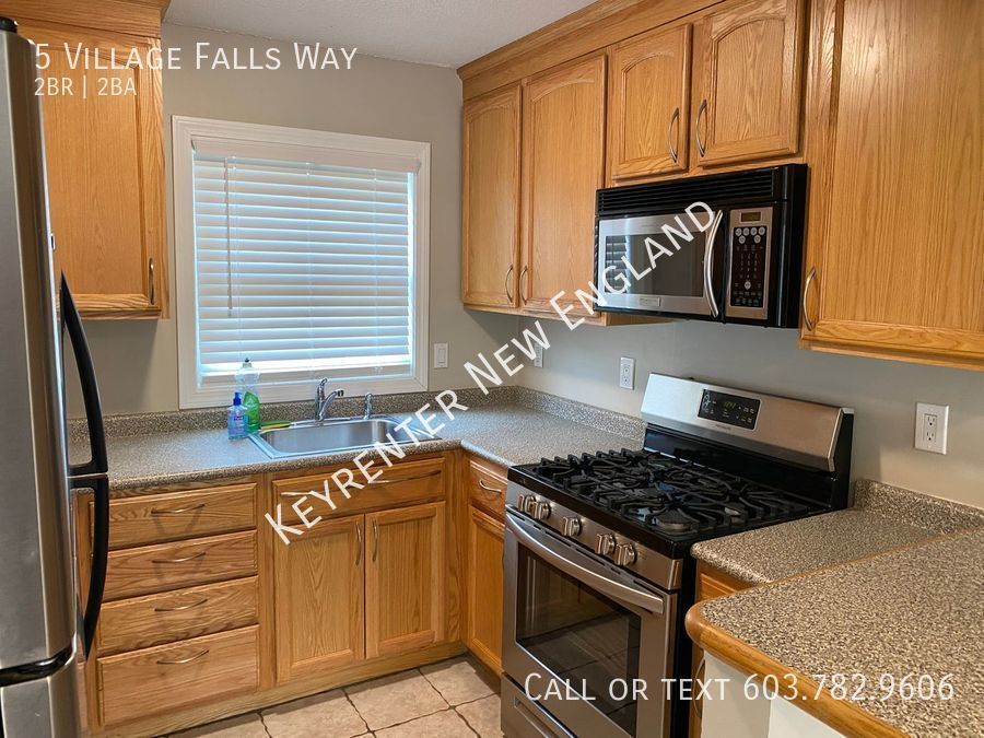 5 Village Falls Way, Merrimack, NH 03054 House Rental in Merrimack