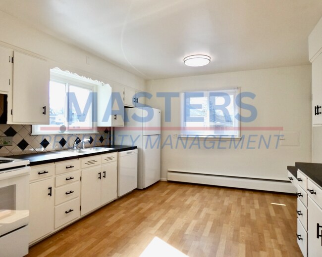 Building Photo - Tremainsville