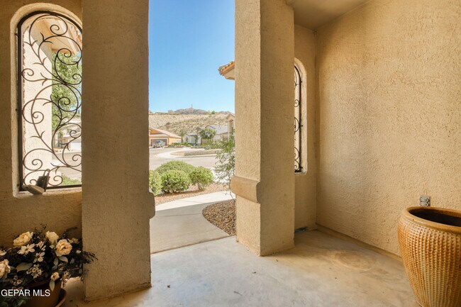 Foto del edificio - 5940 Los Pueblos Dr