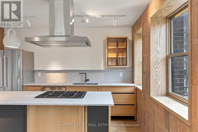 Photo du bâtiment - 663 Greenwood Ave