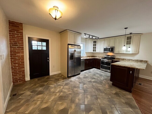 Foto del edificio - 6368 Morrowfield Ave