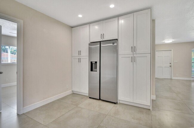 Foto del edificio - 1060 NW 6th Terrace