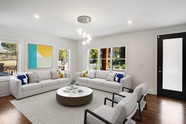 Foto del edificio - 564 Parkway Dr NE