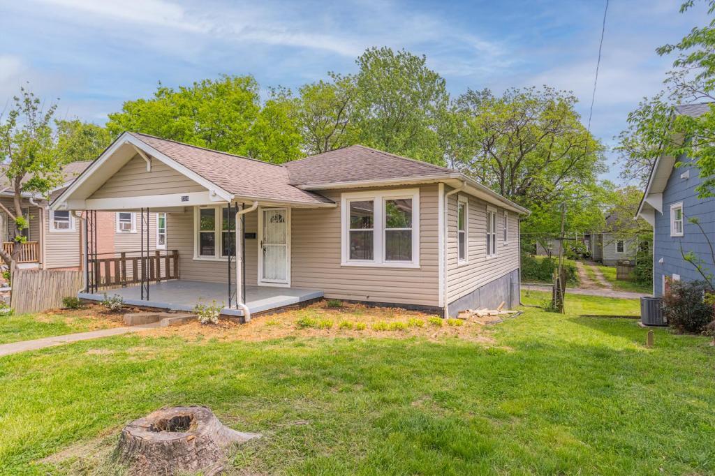 2324 E Glenwood Ave, Knoxville, TN 37917 House Rental in Knoxville, TN