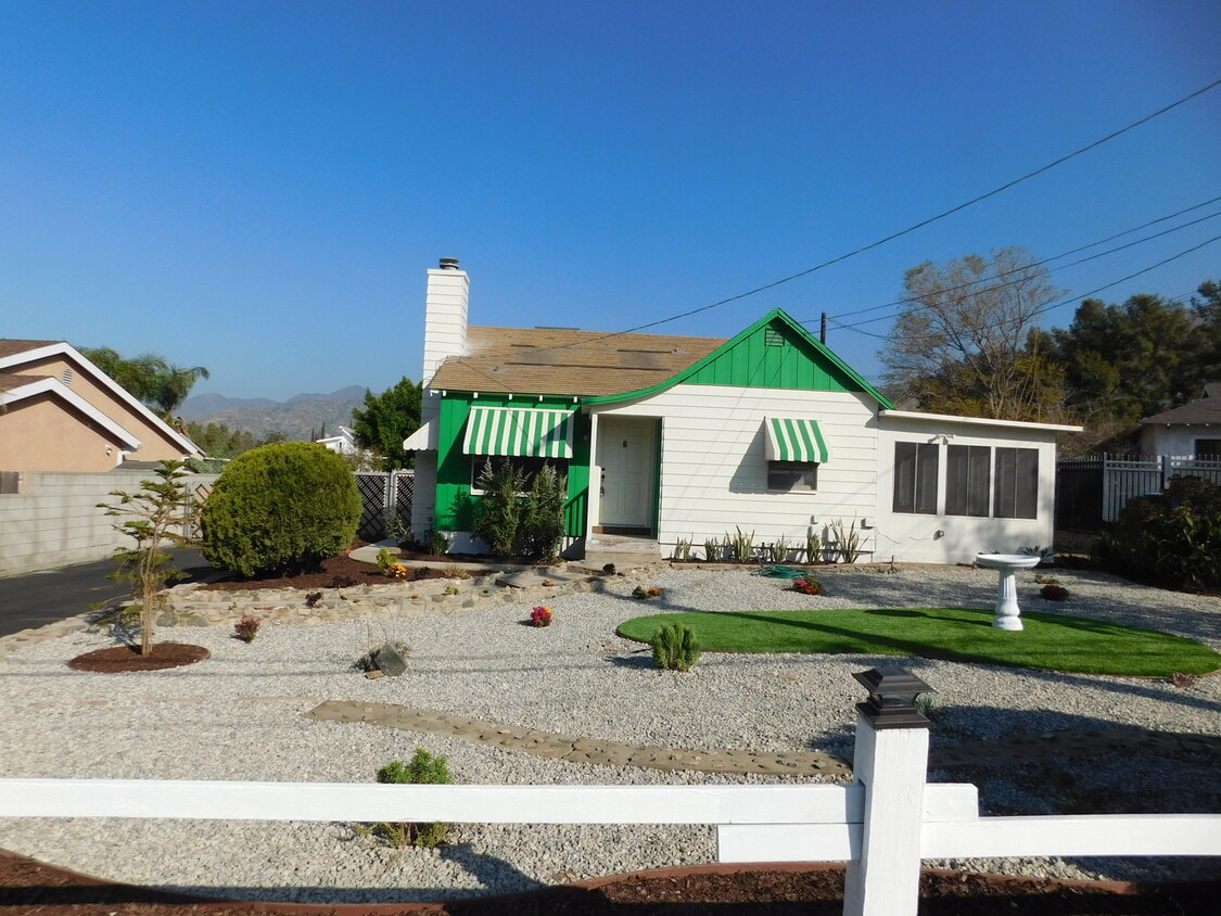 Farmhouse Style 2BD/1BA House For Rent i... - Farmhouse Style 2BD/1BA House For Rent   i...