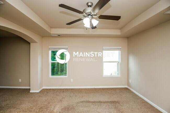Foto del edificio - 3 Bedroom Pet-Friendly Home in Dallas, GA with Main Street Renewal