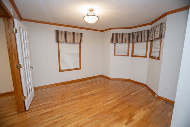 Foto del edificio - 1432 Eastview Dr