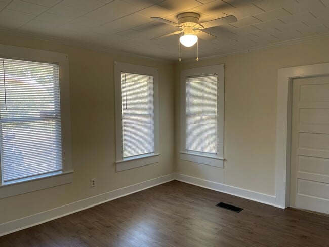 Foto del edificio - 1709 24th St