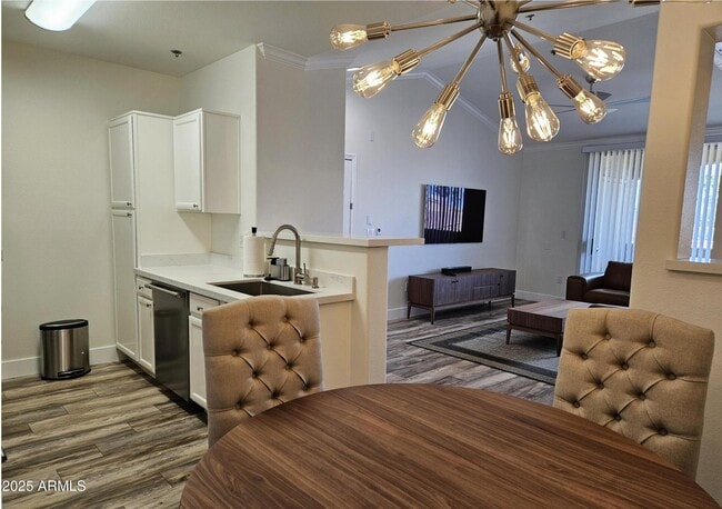 Building Photo - 2134 E Broadway Rd