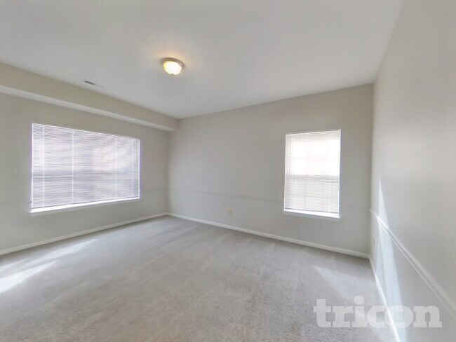 Building Photo - 238 Heartwood Hill