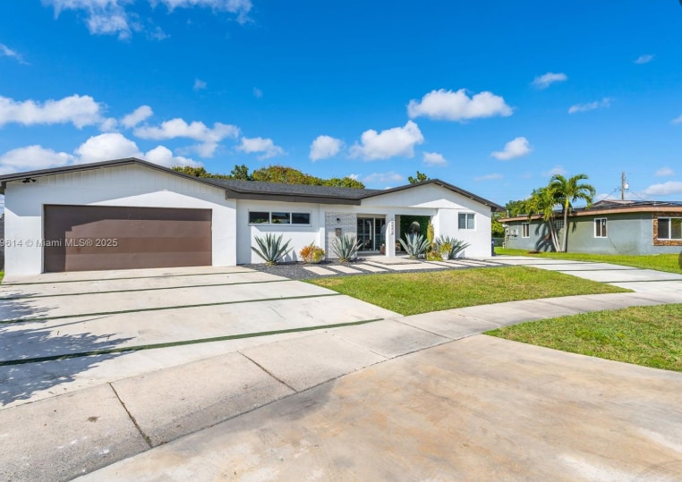 Foto principal - 10971 SW 177th St
