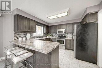 Building Photo - 49 Eaglestone Ln