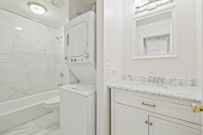 Building Photo - 7933 Chelsea Dr