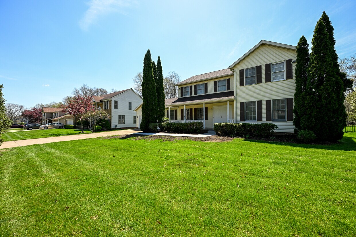Foto principal - 4367 Bunker Ln