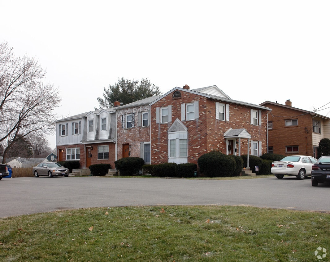 Primary Photo - 7035-7045 Paxton Rd