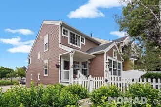 Building Photo - 2416 Concord Cir