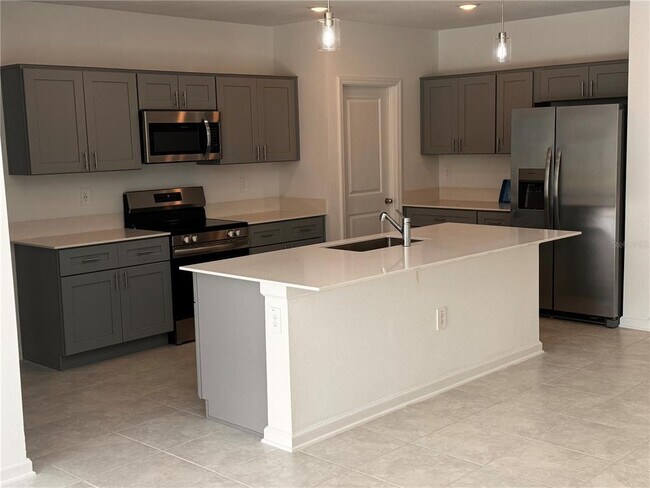 Foto del edificio - 1382 Deepwater Cir