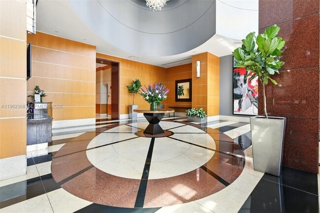 Foto del edificio - 244 Biscayne Blvd