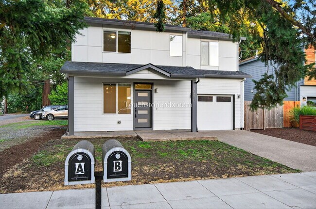 Foto del edificio - 13838 SE Knight St