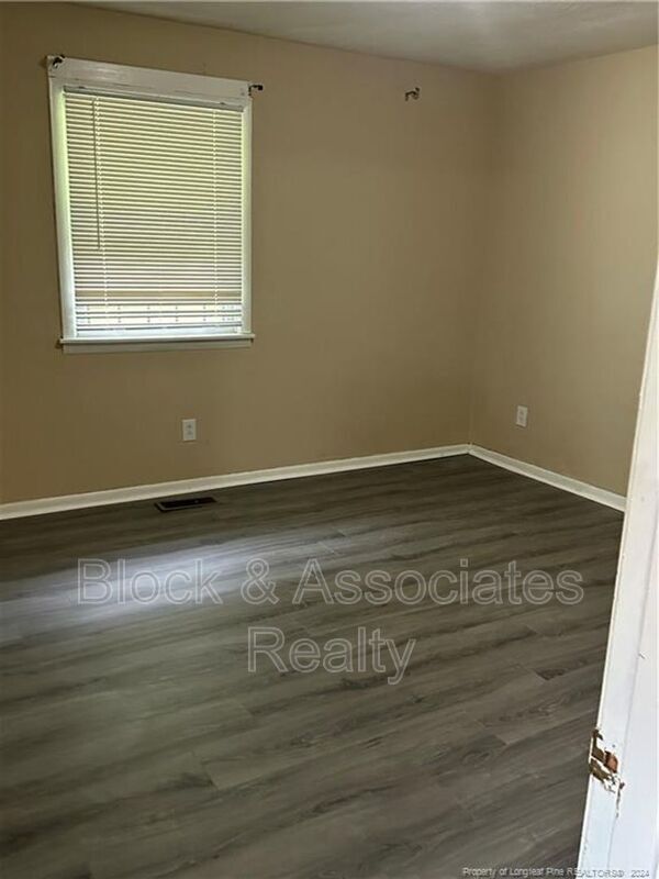 Building Photo - 4953 Fieldcrest Drive