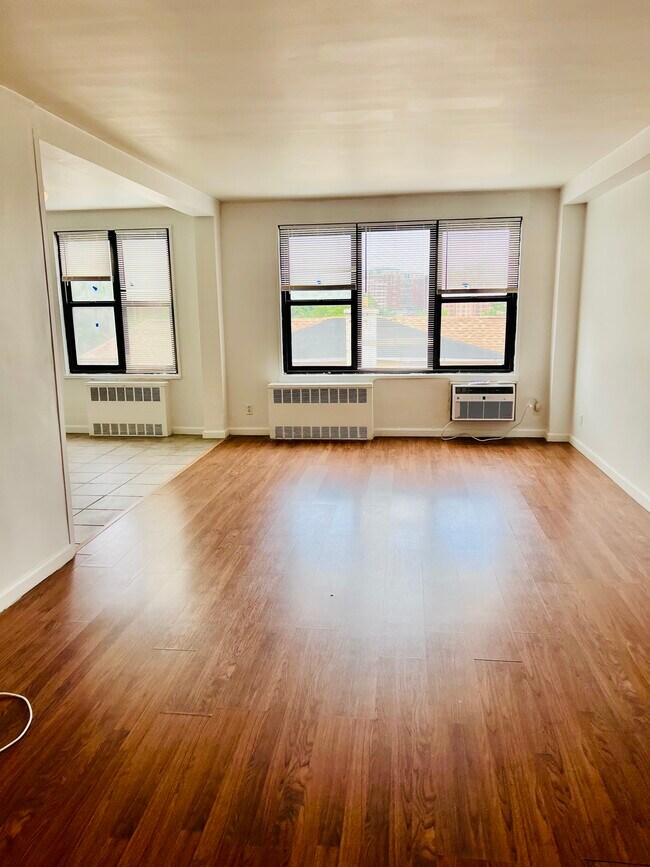 Foto del edificio - 47 Davis Ave