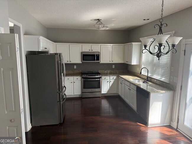Foto del edificio - 2568 Alvecot Cir SE