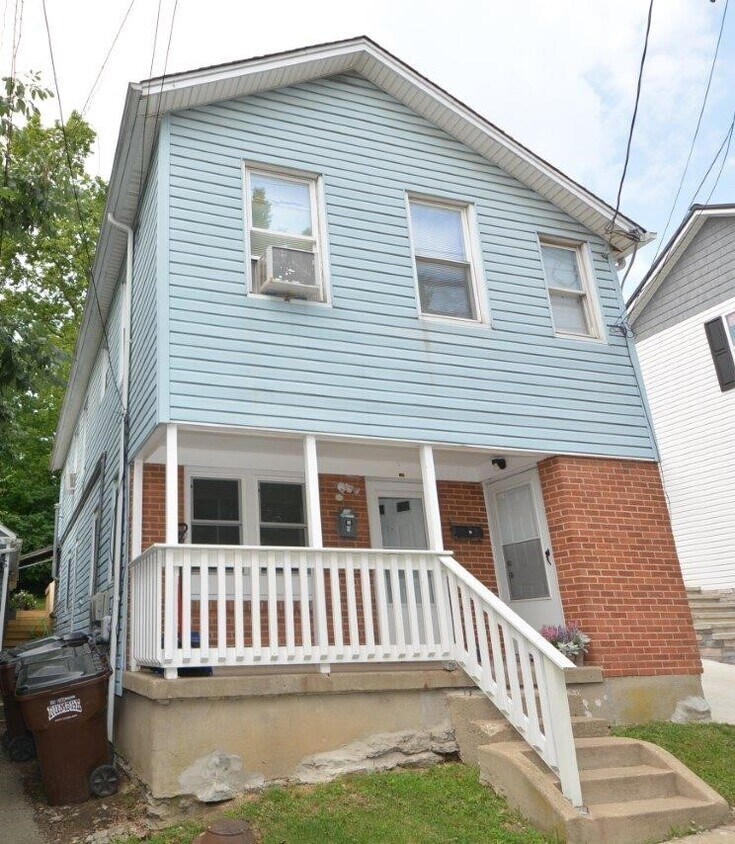 421 W Main St Unit 1, Williamsburg, OH 45176 421 W Main St