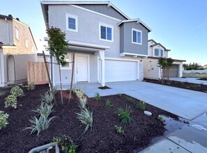 Building Photo - 18415 Waterfront Wy